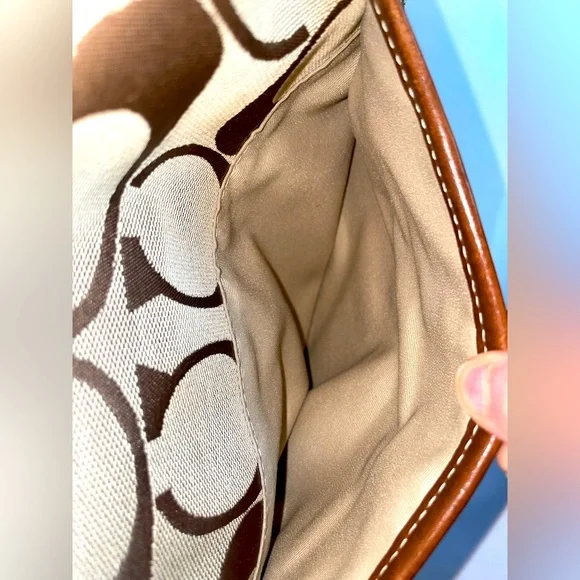 Vintage Coach Monogram Tote in Brown Beige w Shoulder Strap Lightweight & Roomy - Picture 8 of 16